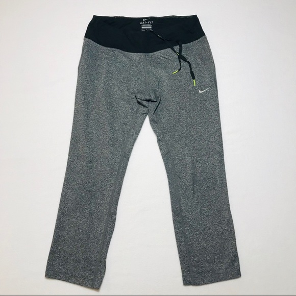 Nike Pants - NIKE - Dri Fit Capri Pants - Small
